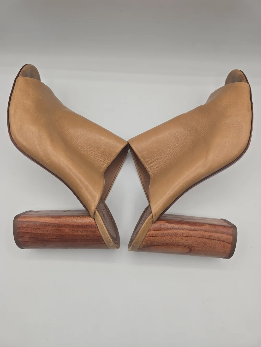 Tory Burch Tan Leather Peep Toe Mule Sandals Wooden Block Heel Size 8